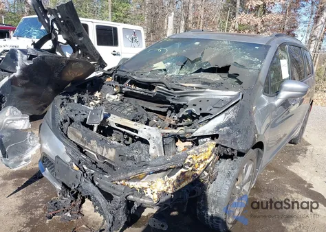 2019 Chrysler Pacifica Limited из США, поврежденный, VIN 2C4RC1GG2KR714051